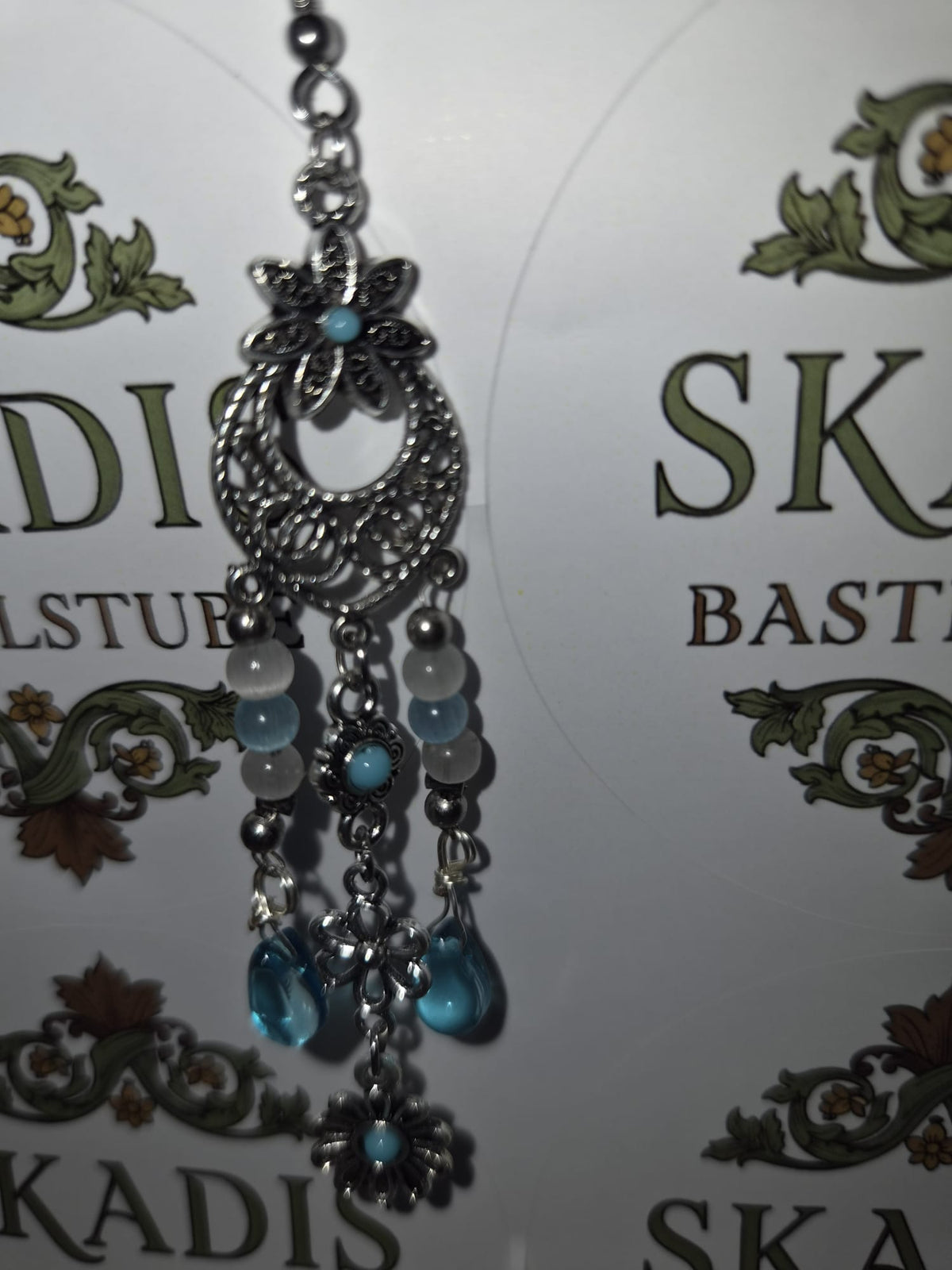Lange Ohrringe in türkis und silber, Orhaken aus 316 Edelstahl