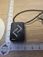 Runenanhänger Jera in Schwarz