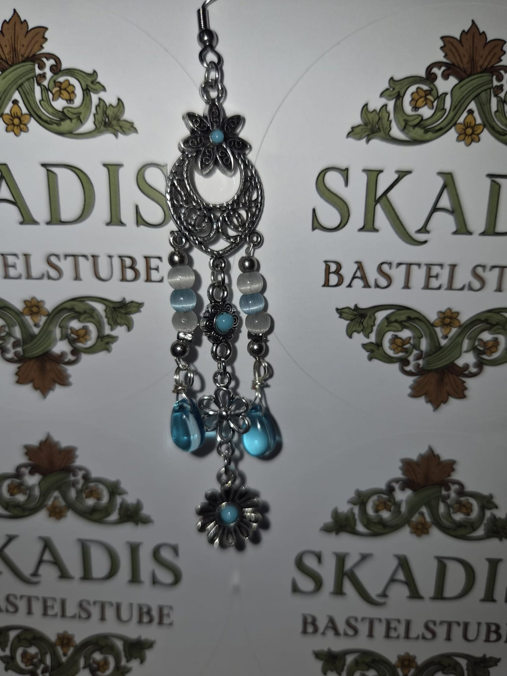 Lange Ohrringe in türkis und silber, Orhaken aus 316 Edelstahl