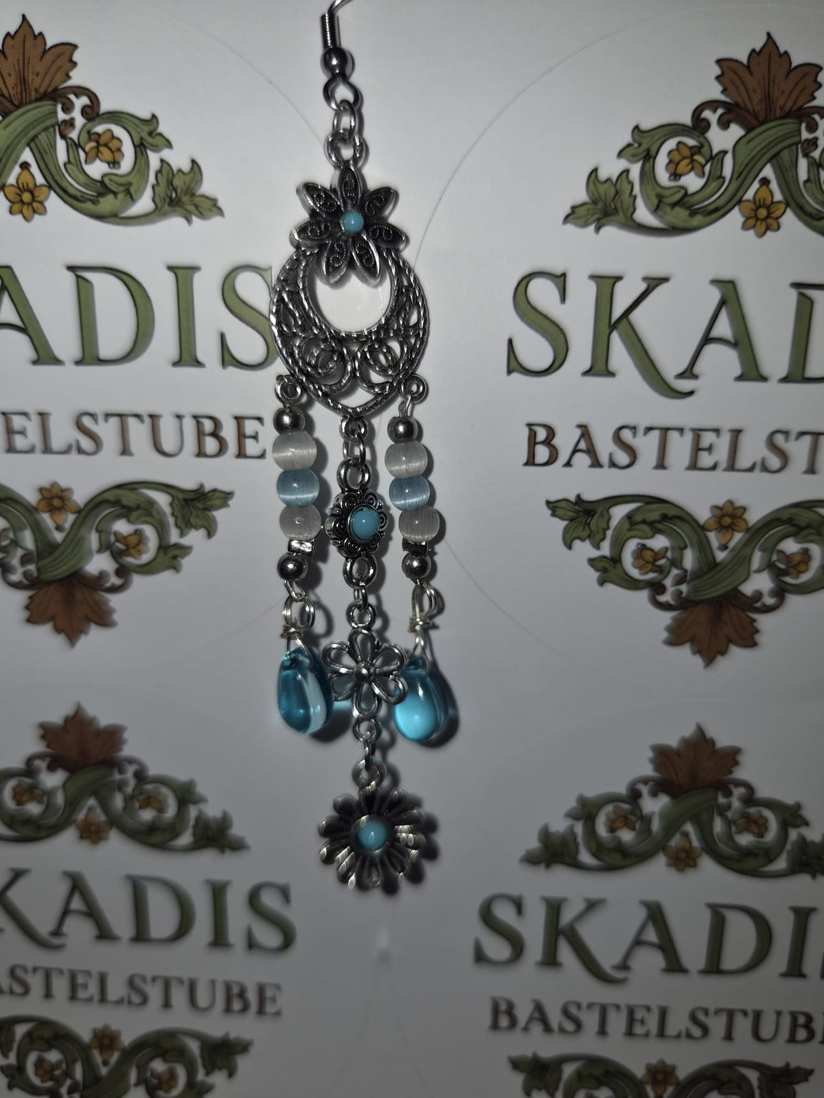 Lange Ohrringe in türkis und silber, Orhaken aus 316 Edelstahl