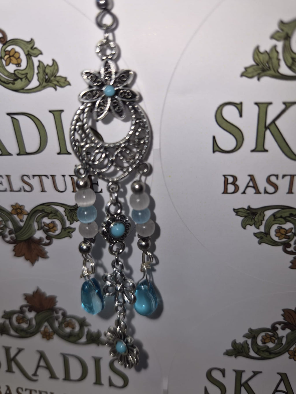 Lange Ohrringe in türkis und silber, Orhaken aus 316 Edelstahl