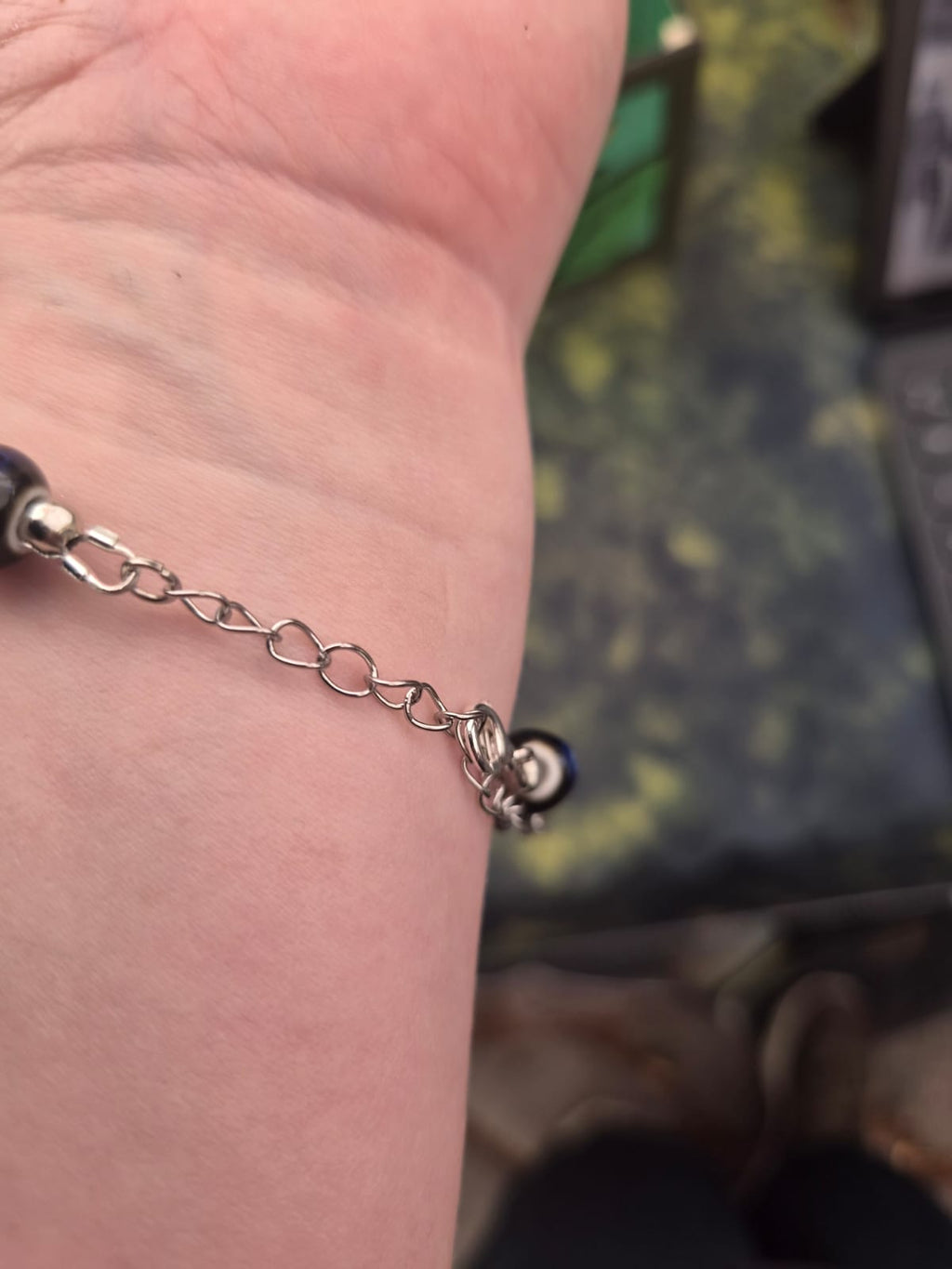 Armband mit Keramikperlen in blau
