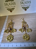 Goldige Ohrringe mit Sonnenblumen